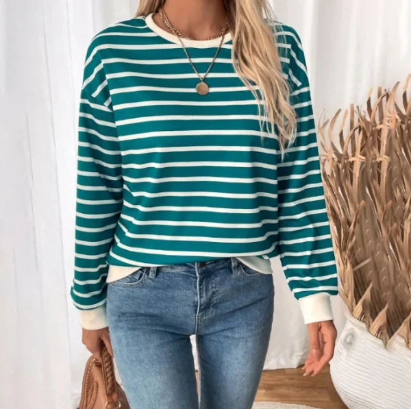 Casual Women's Round Neck Sweatshirt - Image 3